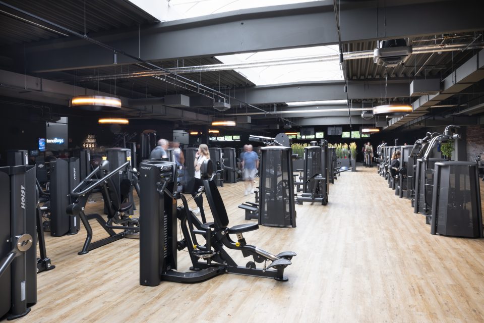 beneFit_Fitness_Wellness_Fitnesskurse_Fitnessstudio_Magdeburg_Geräte-Training-2