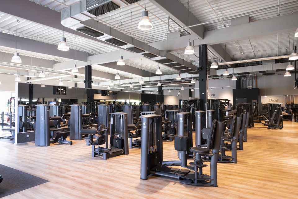 beneFit_Fitness_Wellness_Fitnesskurse_Fitnessstudio_Osnabrück_Fledder_Geräte-Training